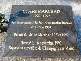 http://www.landrucimetieres.fr/spip/IMG/jpg/marchaiscommpl2.jpg