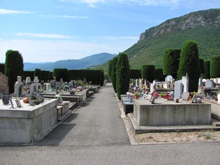 Laragne Monteglin 05 Cimetiere De Laragne Cimetieres De France Et D Ailleurs