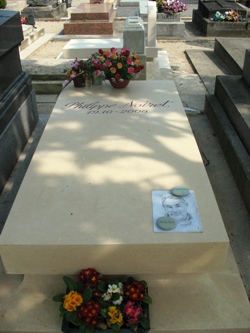 la tombe en avril 2007